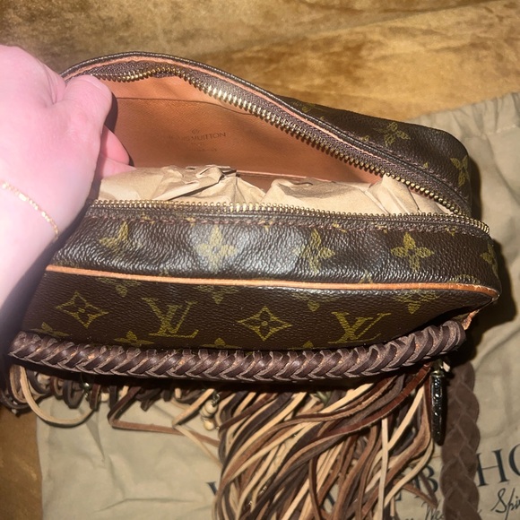 Vintage Boho Brown Crossbody Bag with Fringe - Never used - Picture 5 of 7